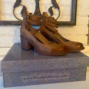 RANDI Freebird by Steven